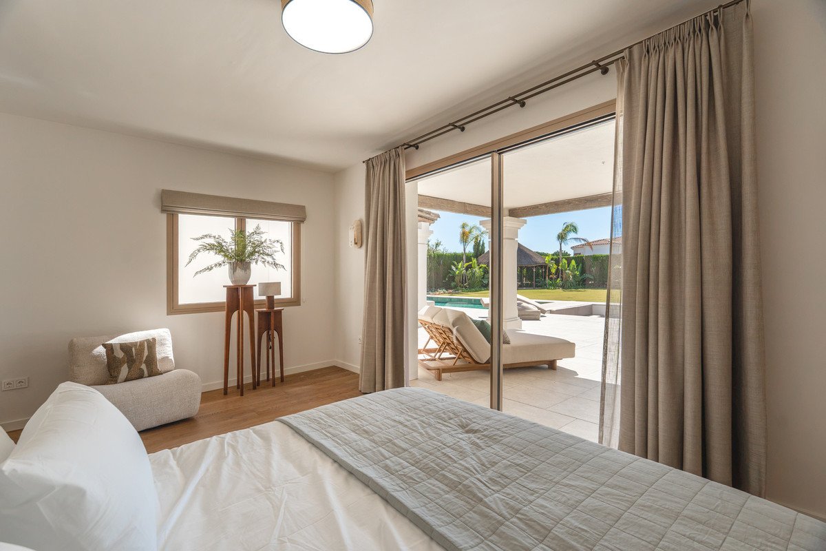 5 Bed Detached Villa in El Rosario