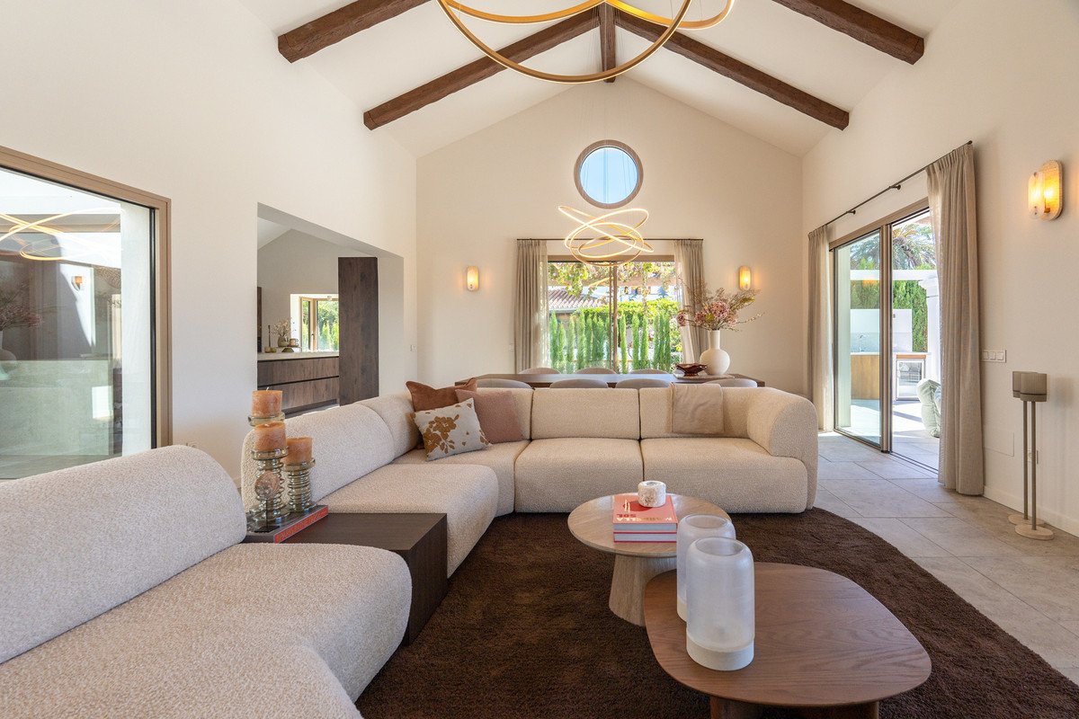 5 Bed Detached Villa in El Rosario
