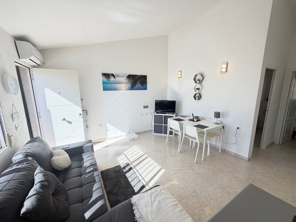 2 Bed Ground Floor Apartment in Villamartin