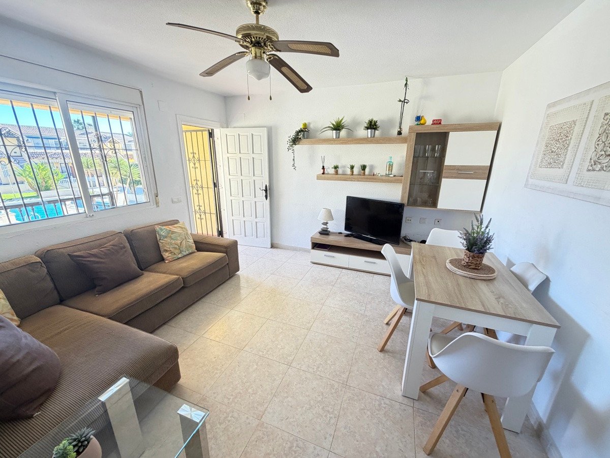 2 Bed Ground Floor Apartment in Villamartin