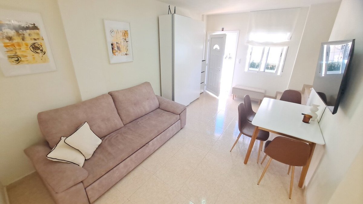 2 Bed Townhouse in Villamartin