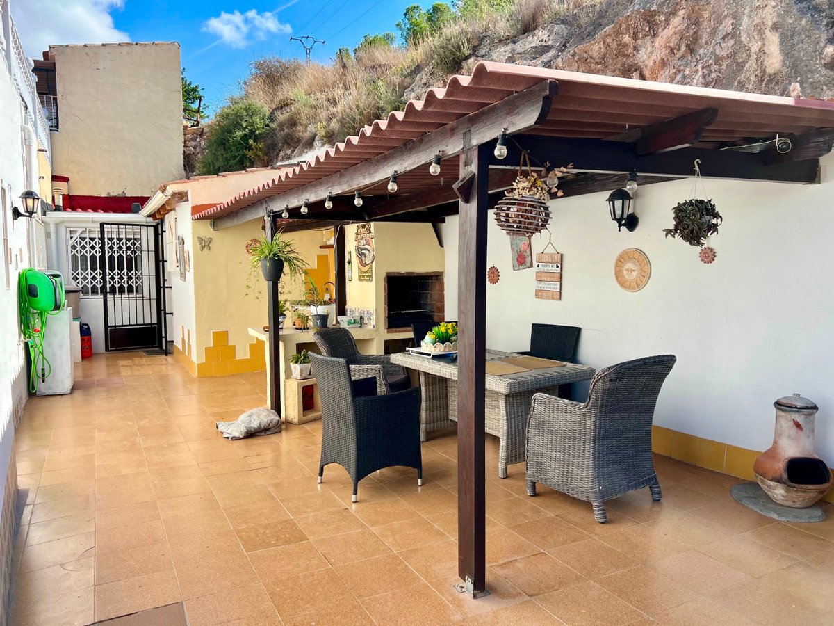 3 Bed Detached Villa in Benferri