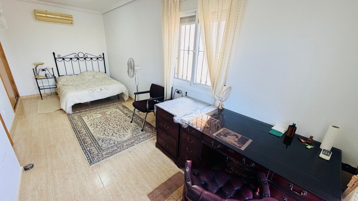 3 Bed Detached Villa in Los Montesinos