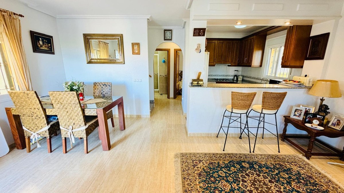3 Bed Detached Villa in Los Montesinos