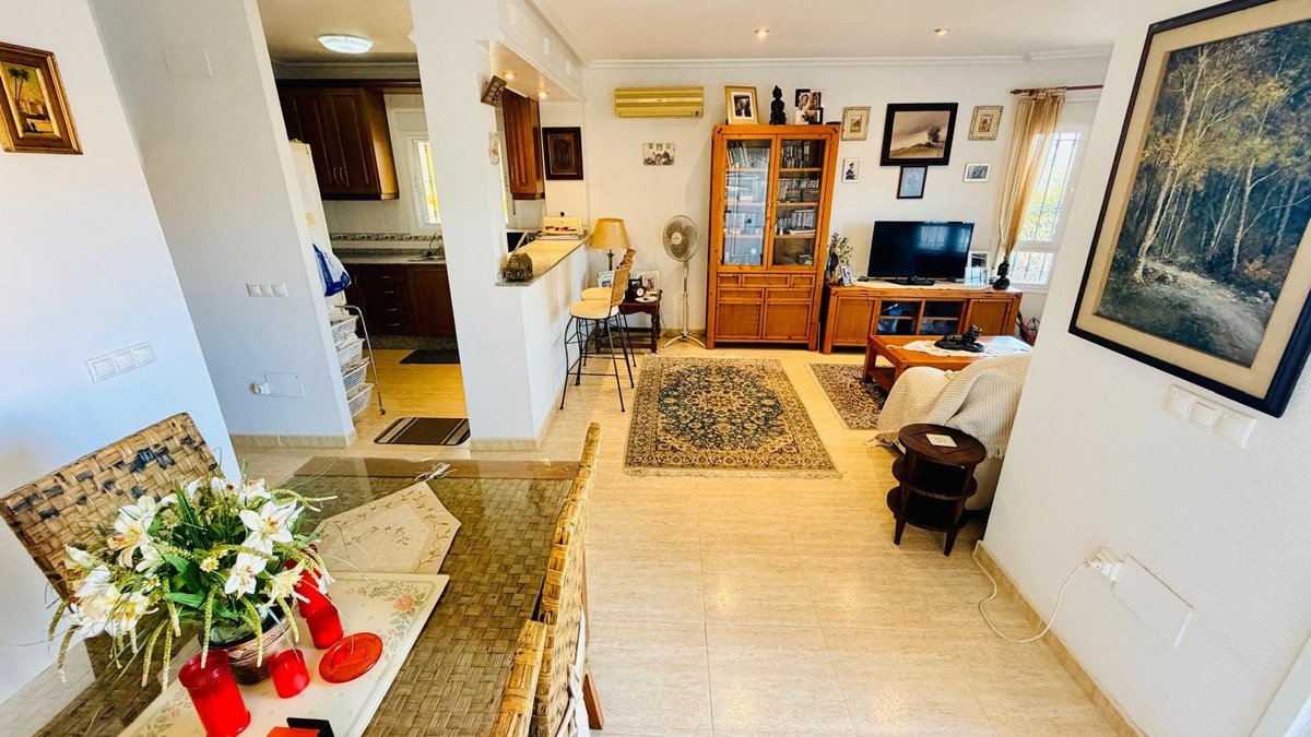 3 Bed Detached Villa in Los Montesinos