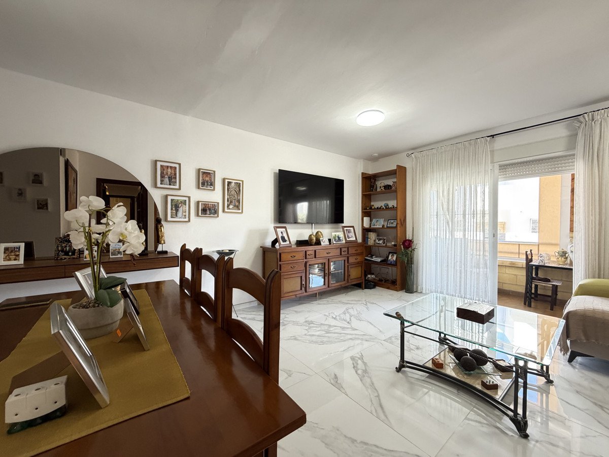 3 Bed Ground Floor Apartment in Cancelada