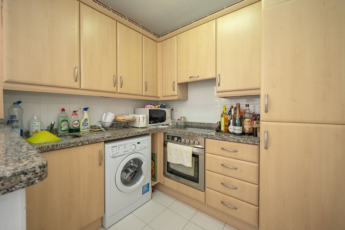 3 Bed Middle Floor Apartment in Riviera del Sol