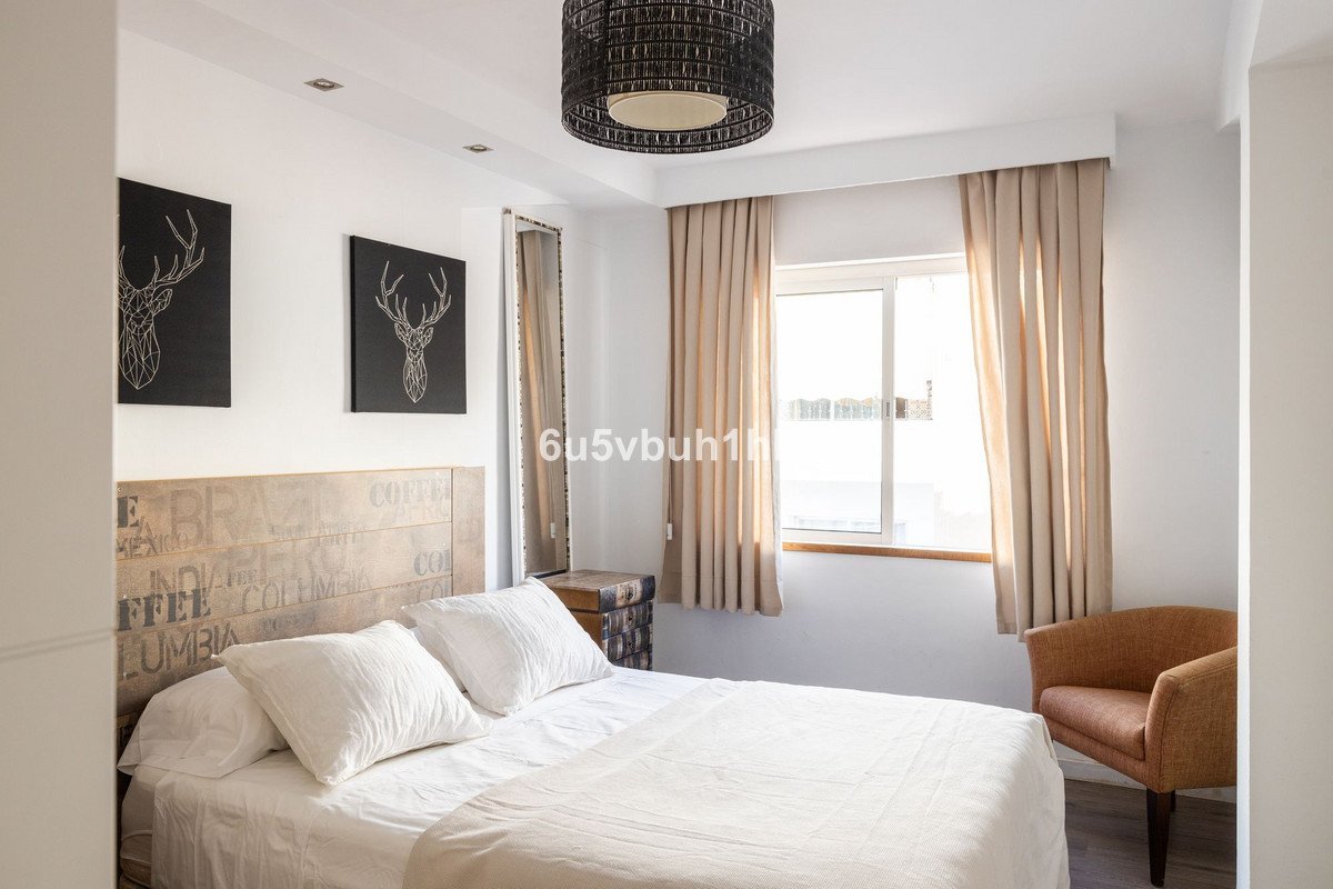 3 Bed Middle Floor Apartment in San Pedro de Alcántara