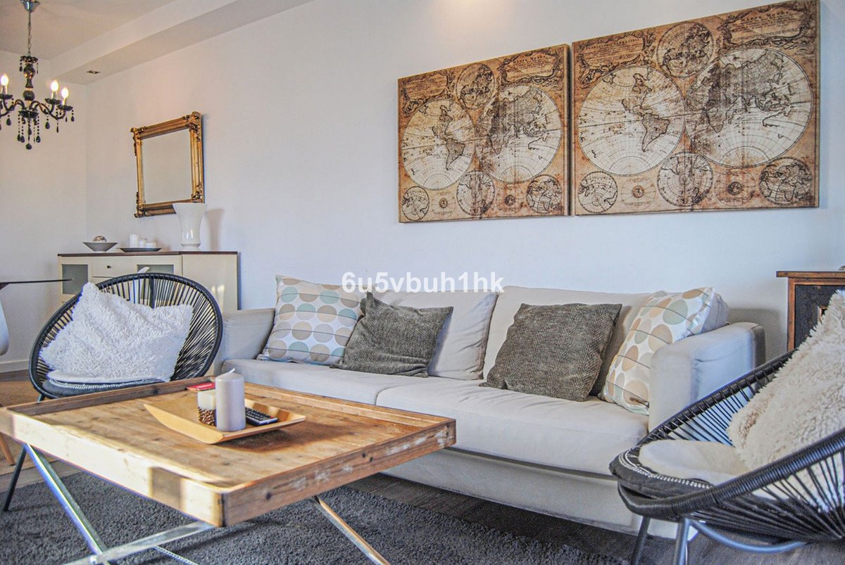 3 Bed Middle Floor Apartment in San Pedro de Alcántara