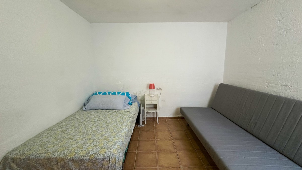 4 Bed Detached Villa in Punta Prima