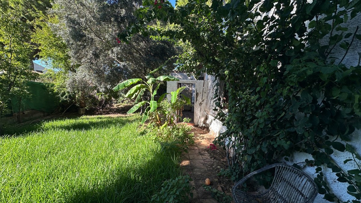 4 Bed Detached Villa in Punta Prima