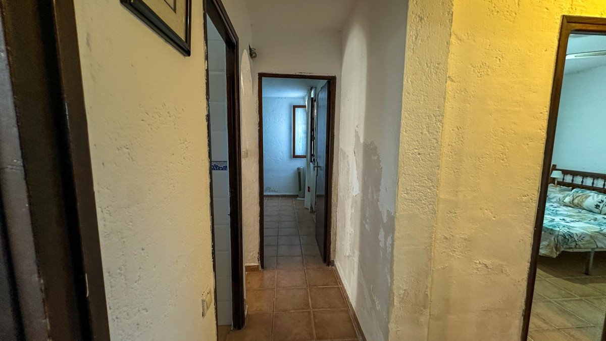4 Bed Detached Villa in Punta Prima