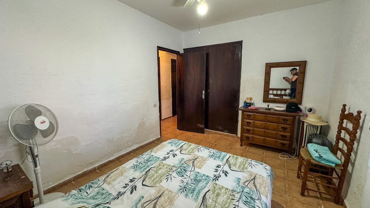 4 Bed Detached Villa in Punta Prima