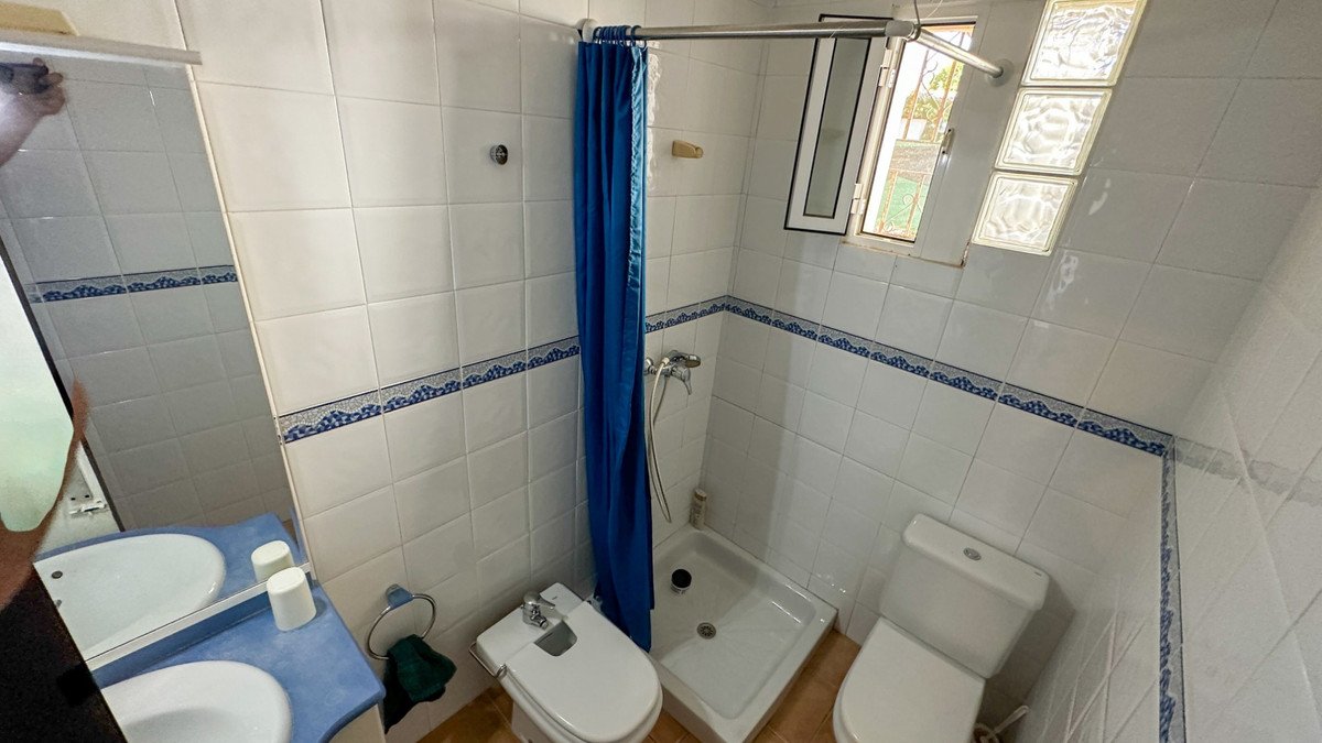 4 Bed Detached Villa in Punta Prima