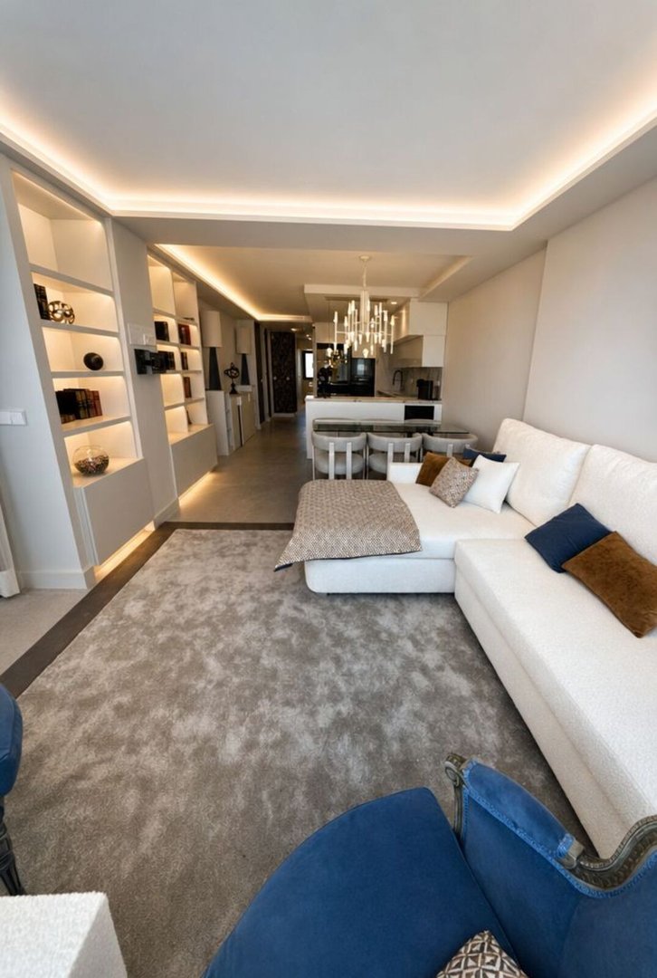 3 Bed Middle Floor Apartment in New Golden Mile