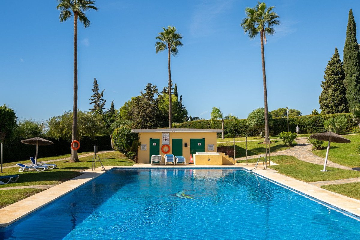 2 Bed Penthouse in Cabopino