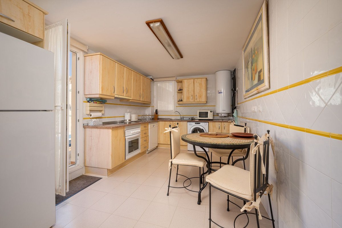 2 Bed Penthouse in Cabopino