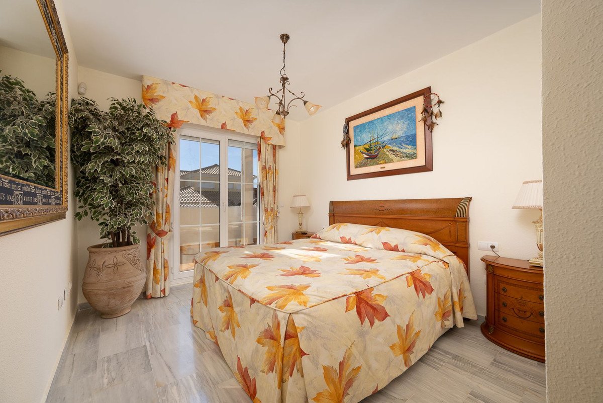 2 Bed Penthouse in Cabopino