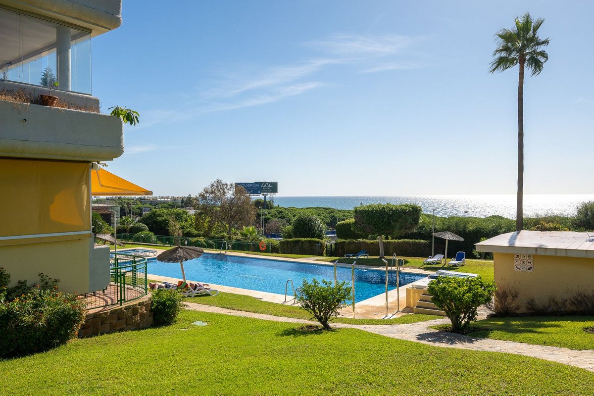 2 Bed Penthouse in Cabopino