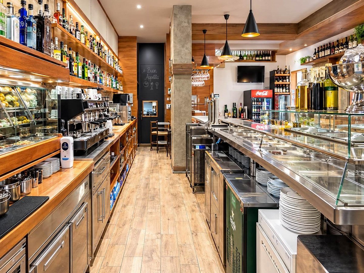 10 Bed Commercial in La Murada