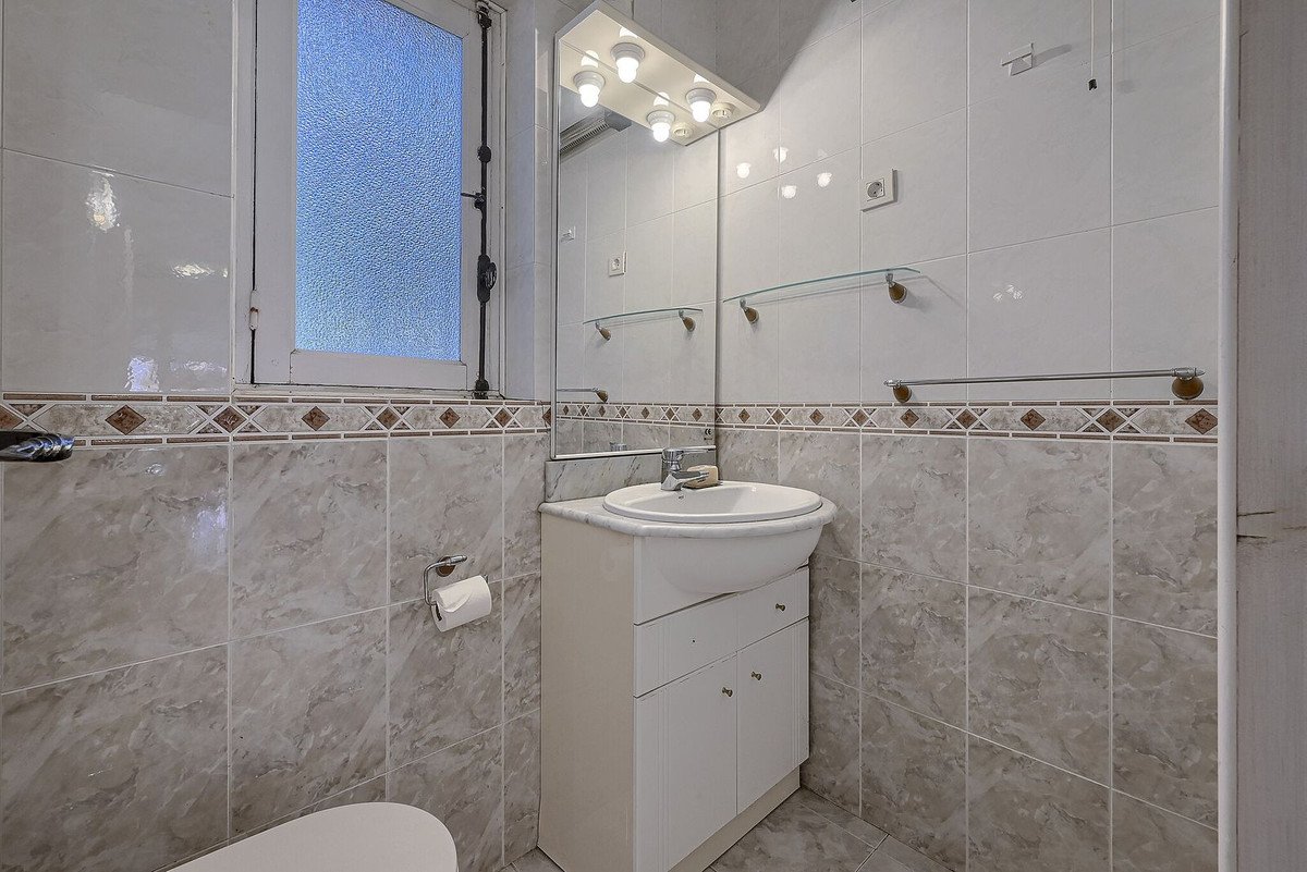 6 Bed Detached Villa in Elviria