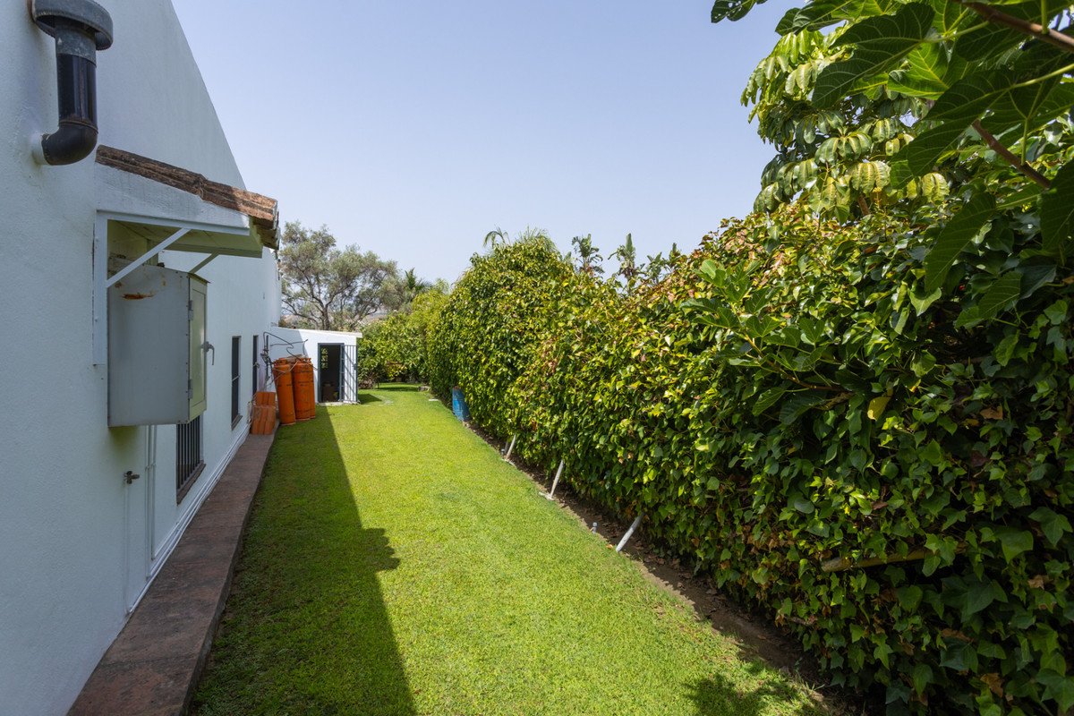 3 Bed Detached Villa in San Pedro de Alcántara