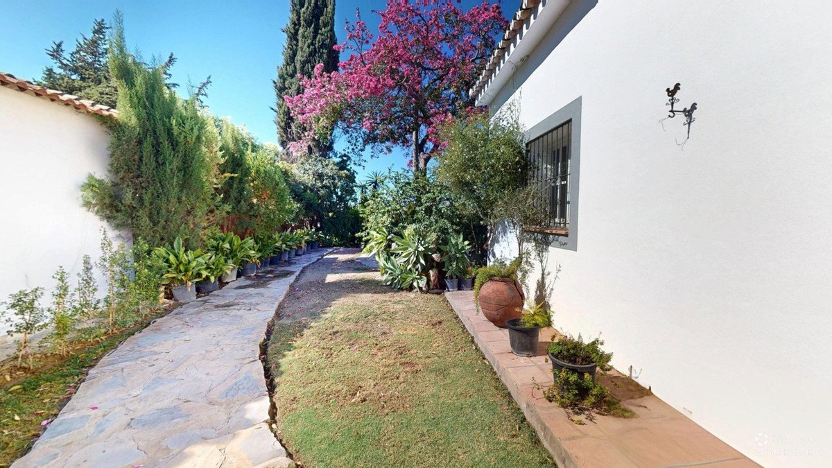 3 Bed Detached Villa in San Pedro de Alcántara