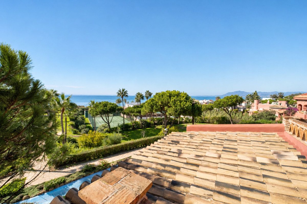 3 Bed Penthouse Duplex in Elviria