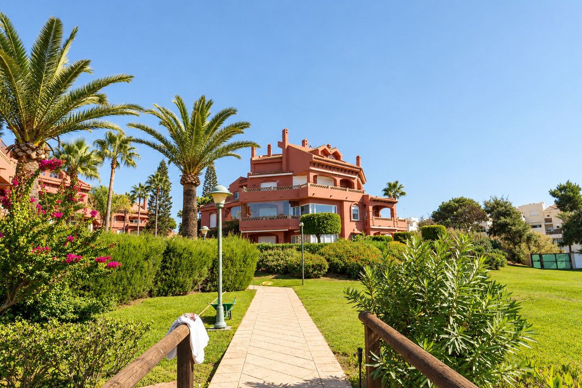 3 Bed Penthouse Duplex in Elviria