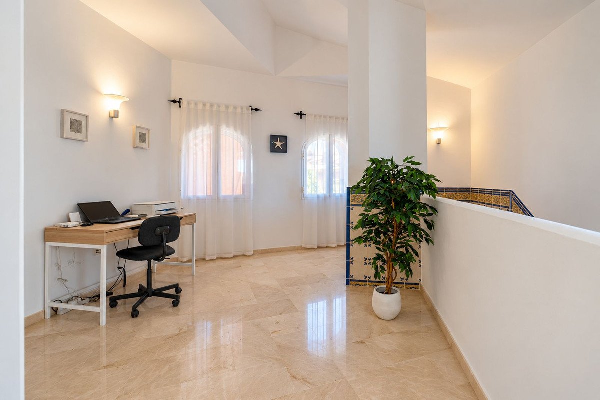 3 Bed Penthouse Duplex in Elviria