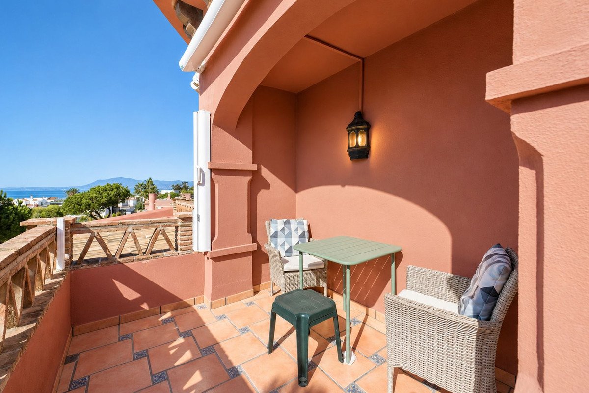 3 Bed Penthouse Duplex in Elviria