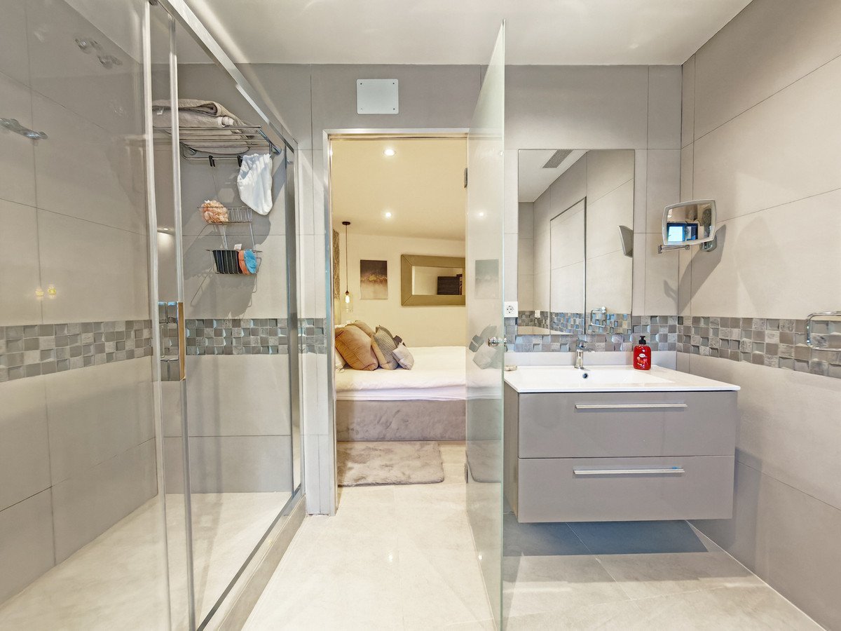 5 Bed Detached Villa in El Rosario