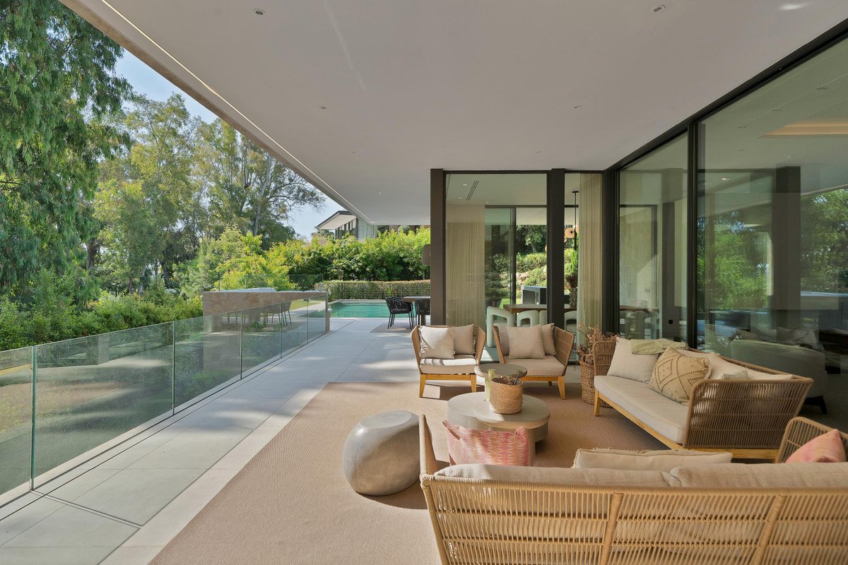 6 Bed Detached Villa in Marbella