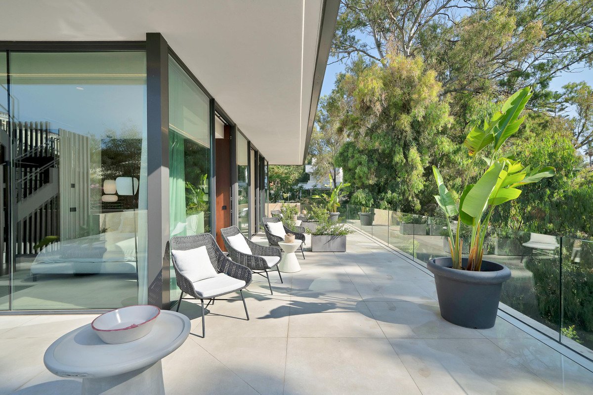 6 Bed Detached Villa in Marbella