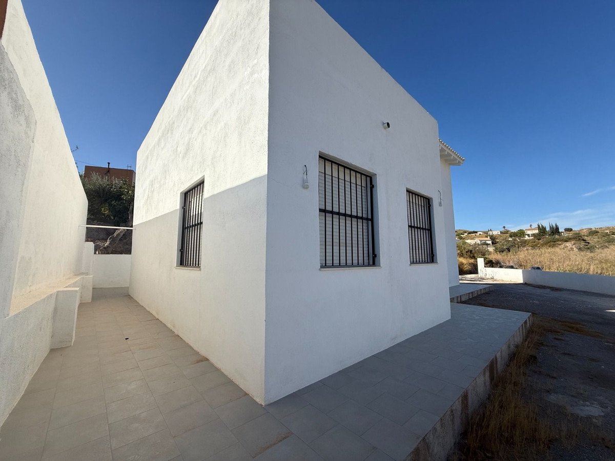 2 Bed Detached Villa in Cantoria