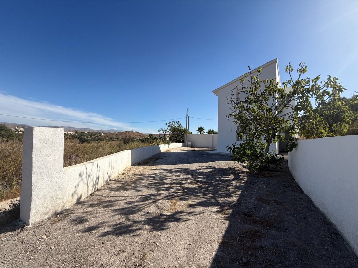 2 Bed Detached Villa in Cantoria