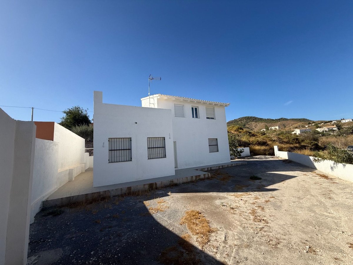2 Bed Detached Villa in Cantoria