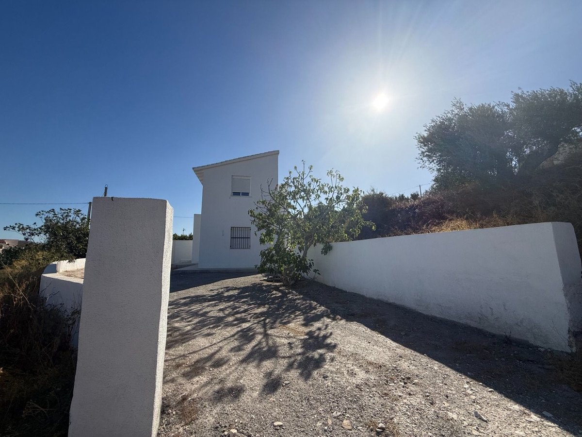 2 Bed Detached Villa in Cantoria