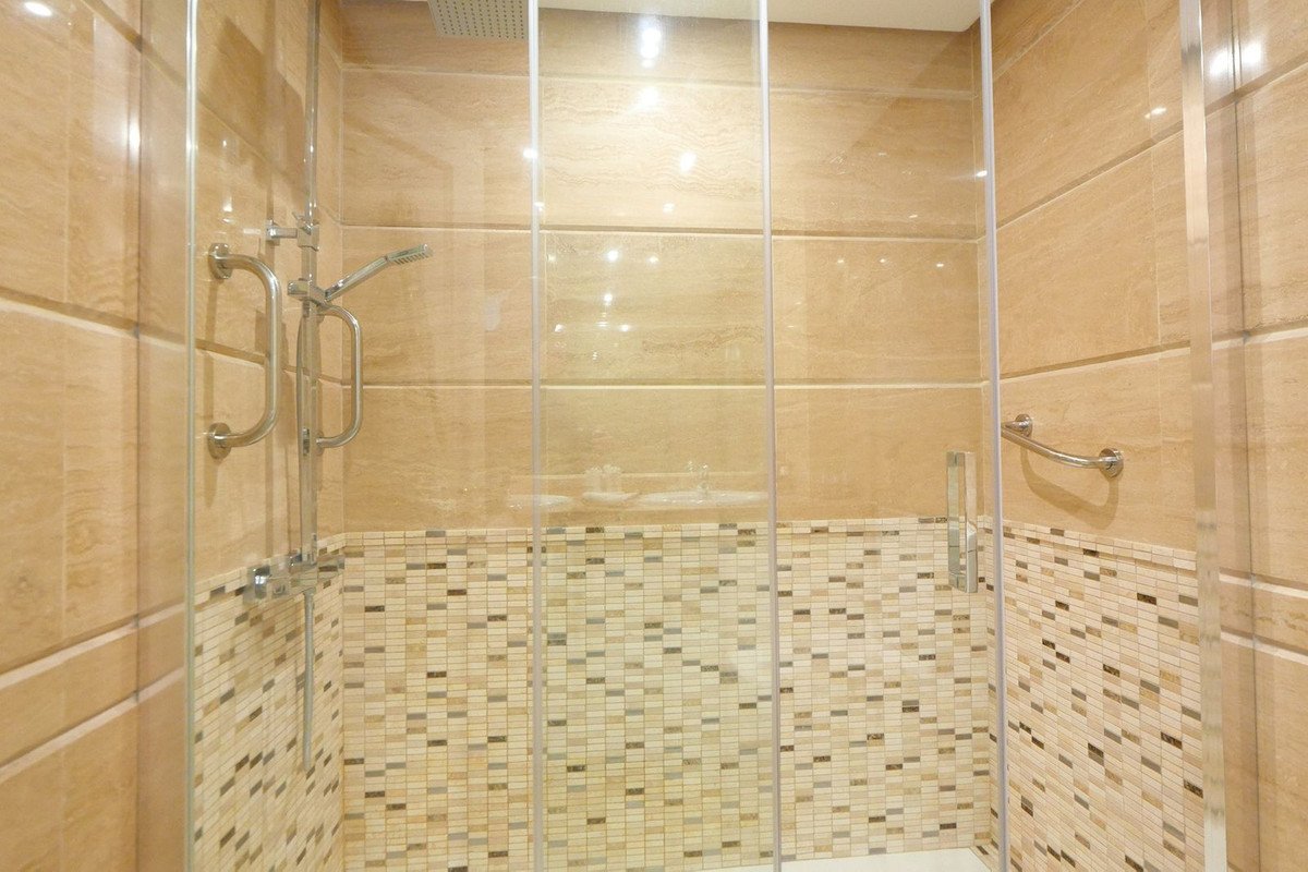 2 Bed Middle Floor Apartment in Cabopino