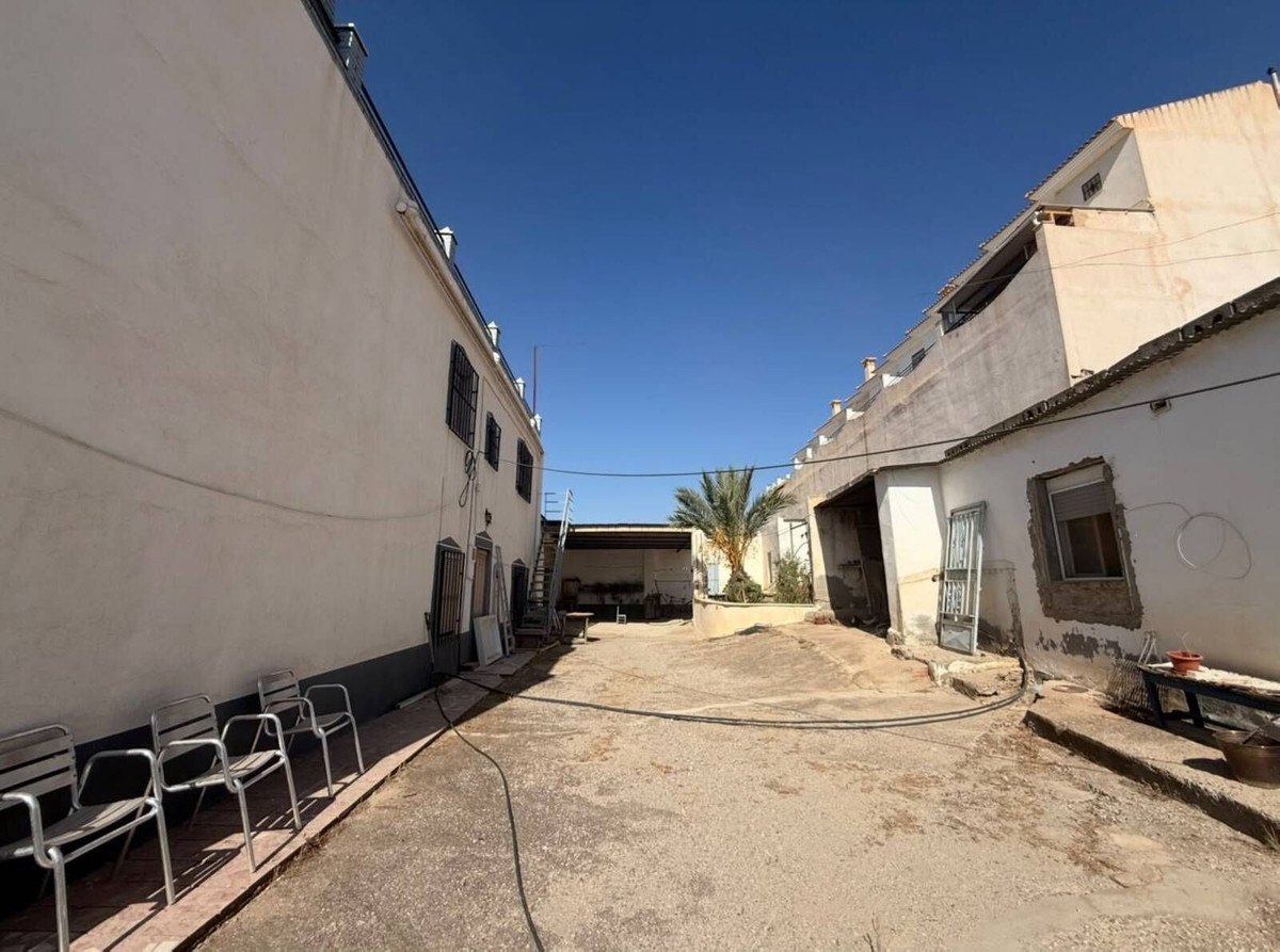 7 Bed Finca - Cortijo in Zurgena