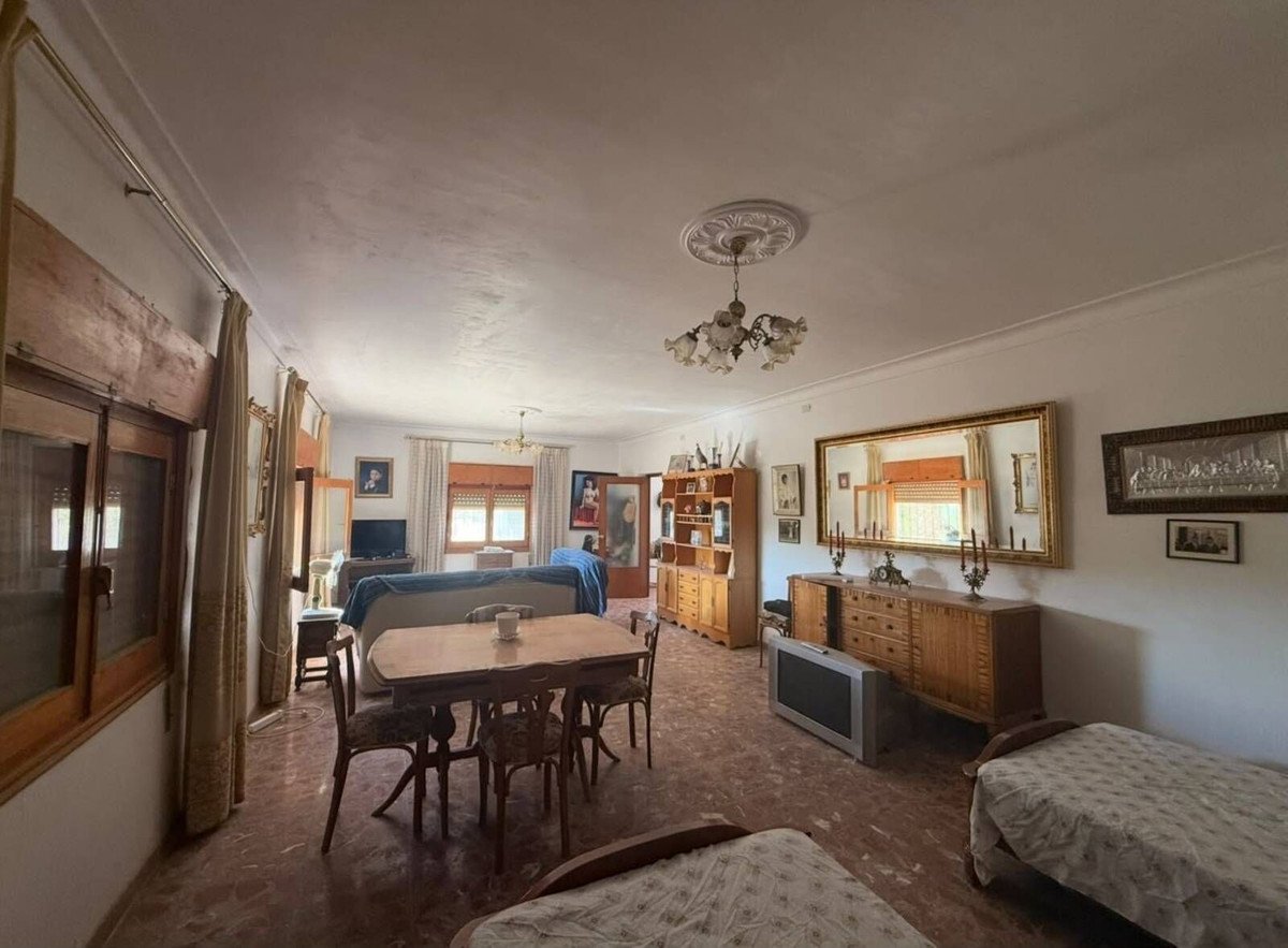 7 Bed Finca - Cortijo in Zurgena