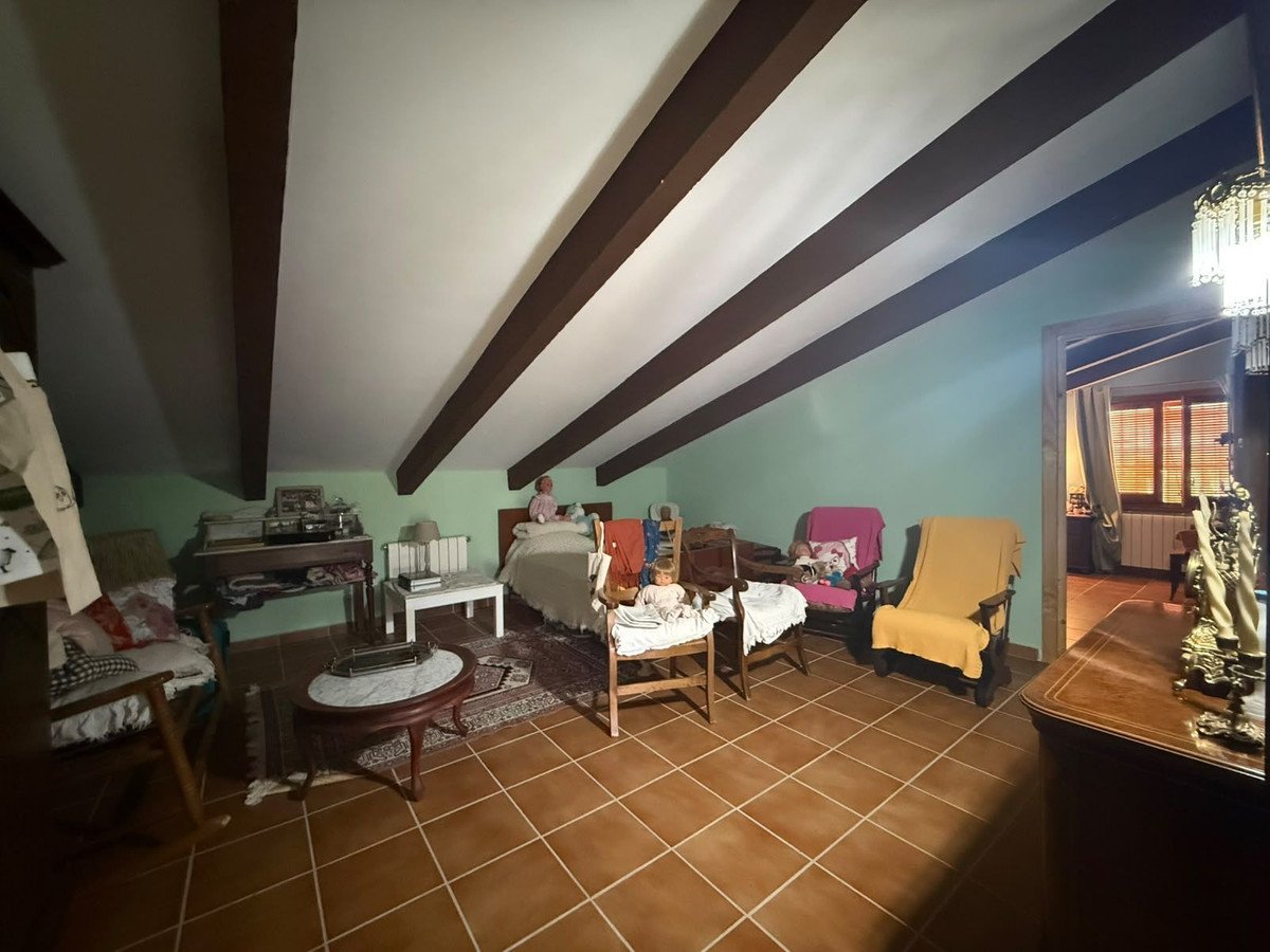7 Bed Finca - Cortijo in Albox