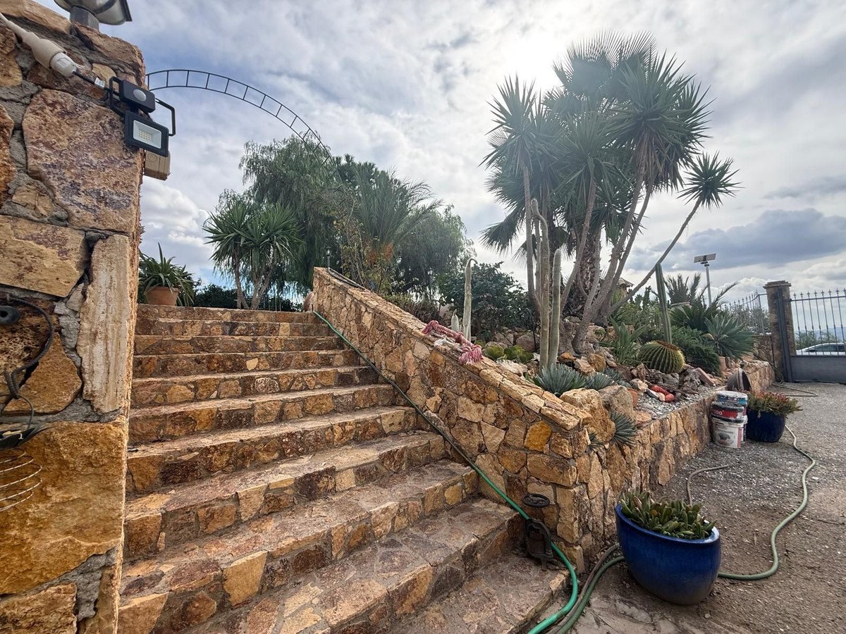 7 Bed Finca - Cortijo in Albox