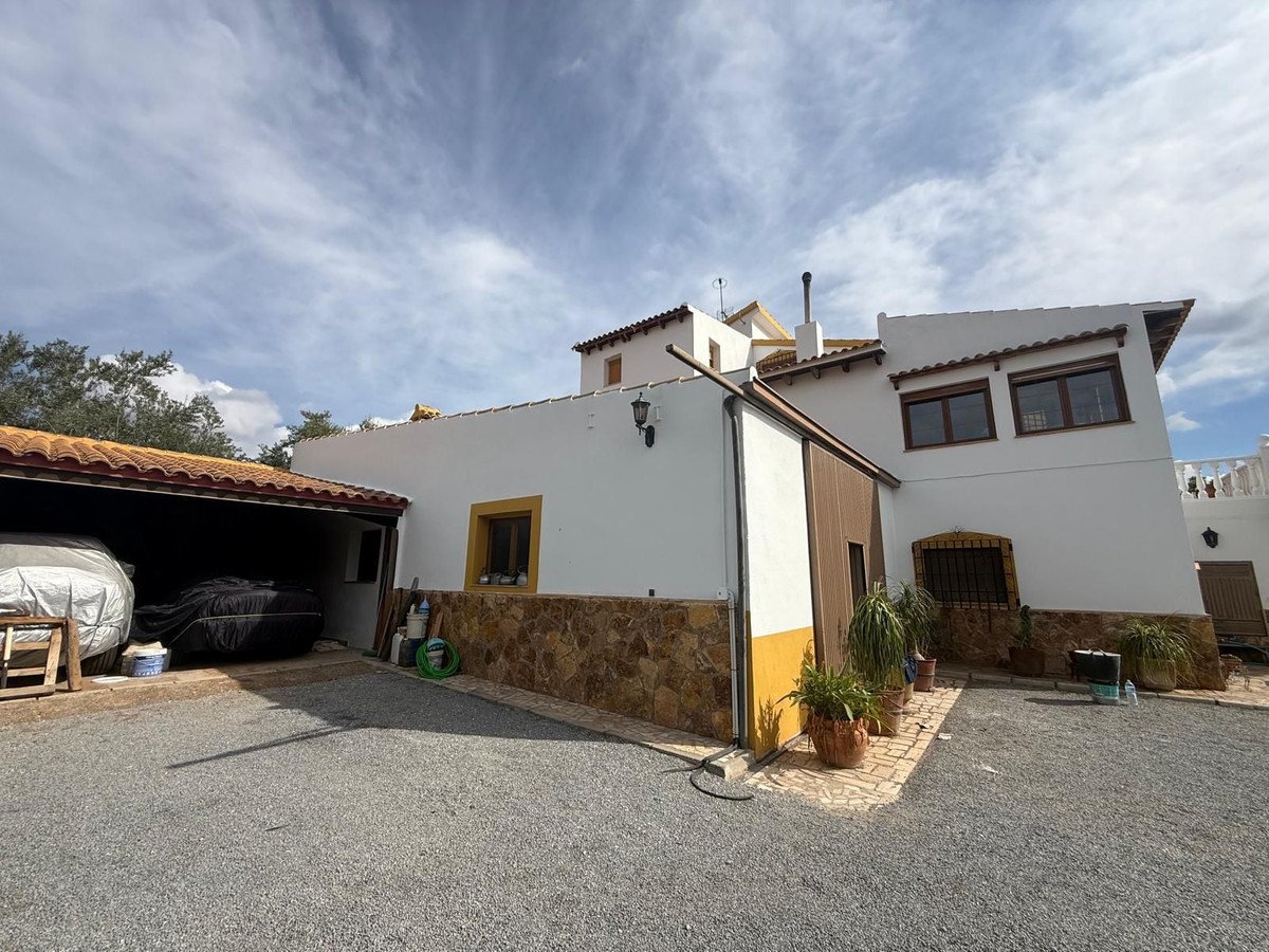 7 Bed Finca - Cortijo in Albox