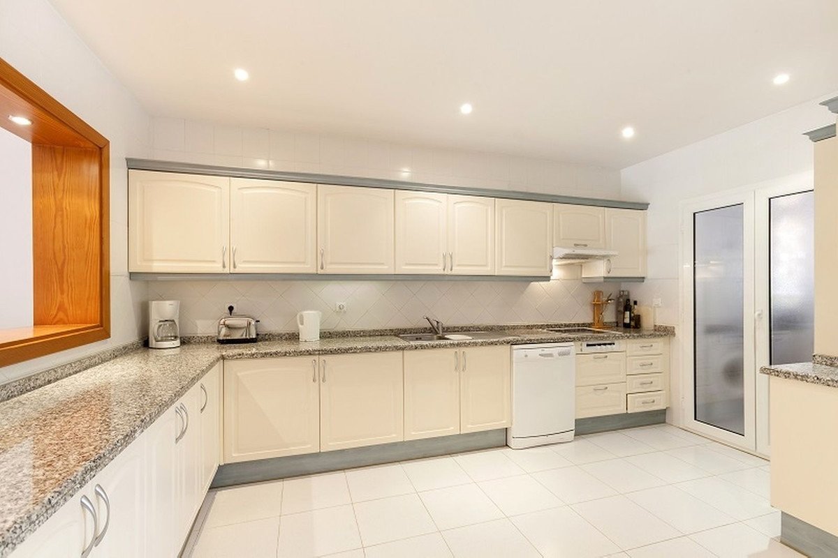 3 Bed Townhouse in Nueva Andalucía