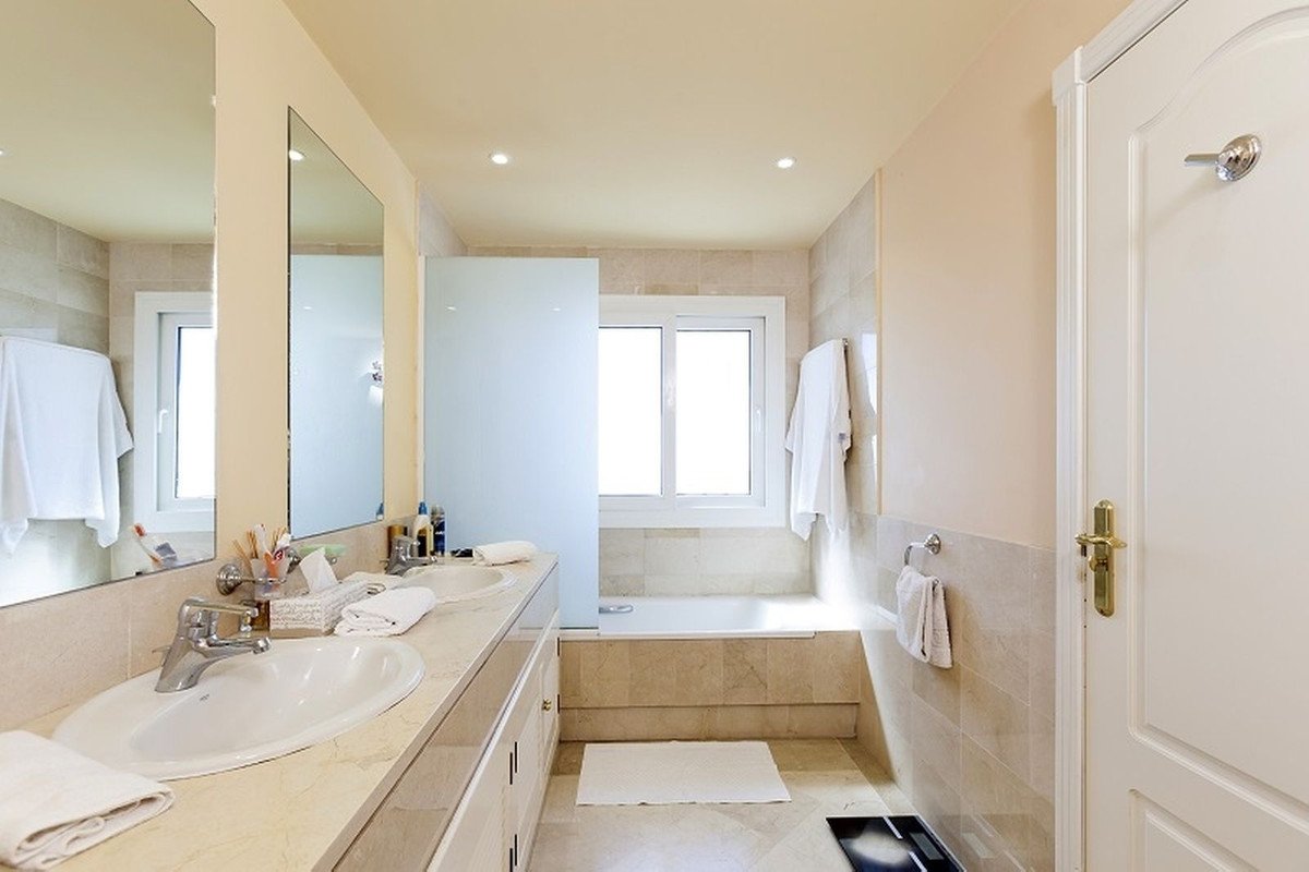 3 Bed Townhouse in Nueva Andalucía