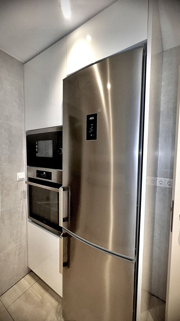 2 Bed Middle Floor Apartment in Puerto Banús