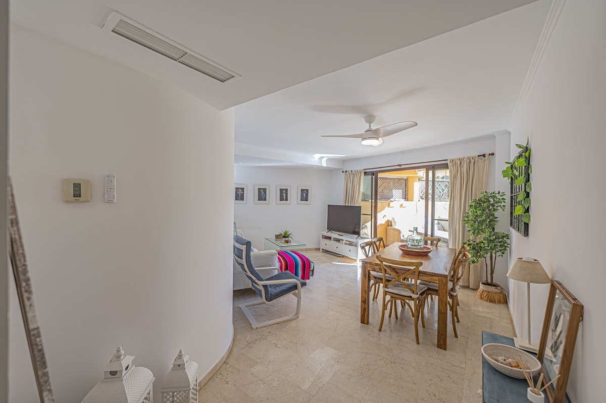 2 Bed Middle Floor Apartment in Costalita