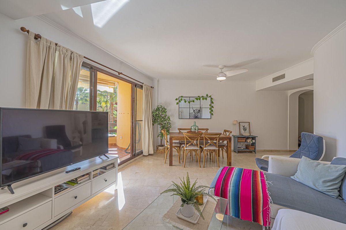 2 Bed Middle Floor Apartment in Costalita