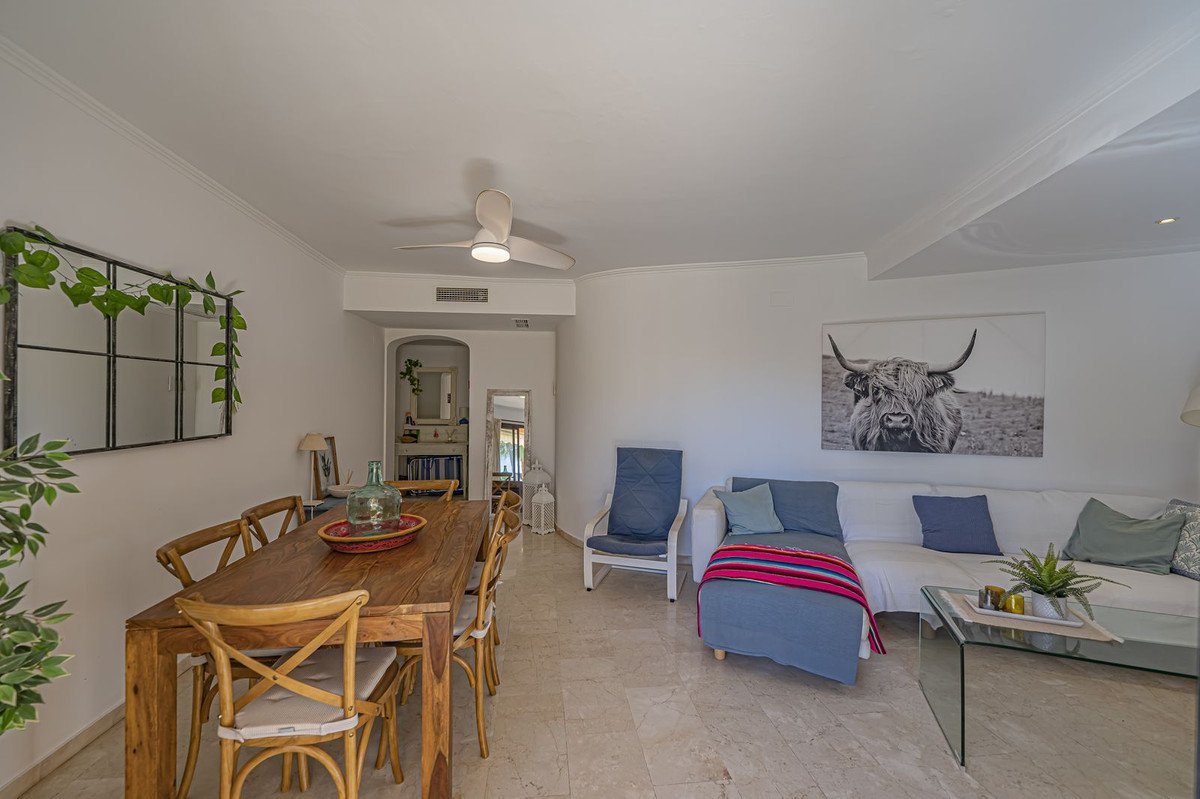 2 Bed Middle Floor Apartment in Costalita